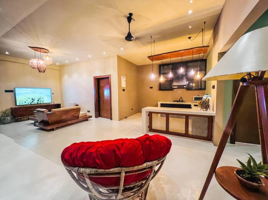 The Neylipz - Fully Air Conditioned 3 Bedroom Apartment Weligama Exterior photo